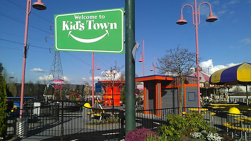 Family Fun Center Kids Town