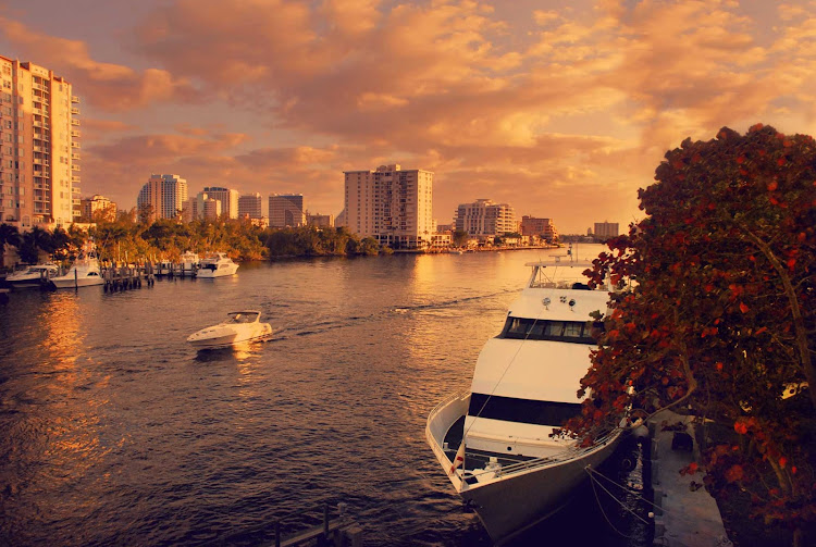 Sunset on the Inland Waterway in Fort Lauderdale, Florida.