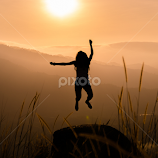 Sunrise at Broga hill by Varok Saurfang -  