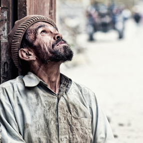 What you seek is SEEKING you  by Yuni  Khan - People Street & Candids