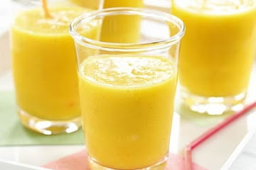 Mango & banana smoothie