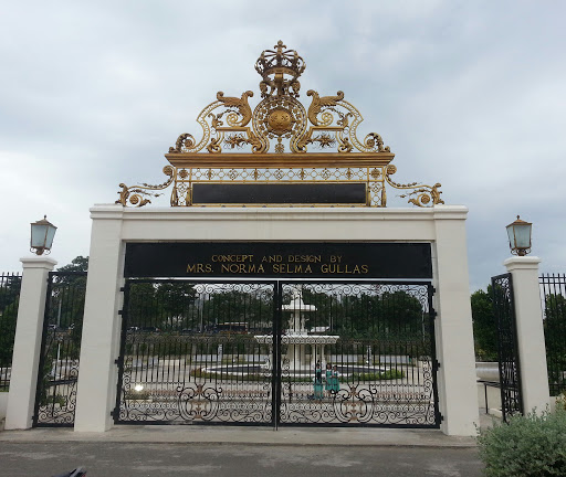 Talisay City Plaza Entrance Gate