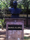 Busto Manuel N López