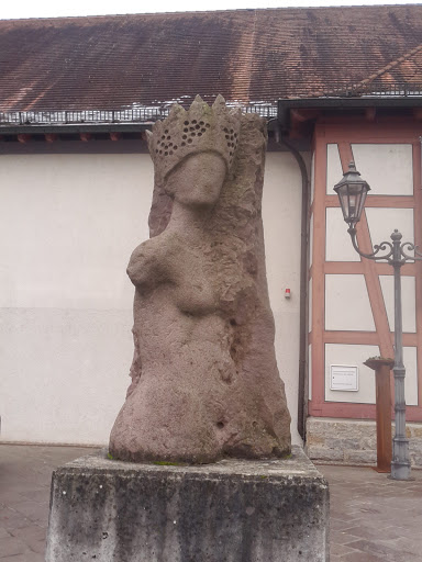 Statue bei der Kelter in Besigheim