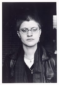 Eén van de meiden van het Meidentribunaal