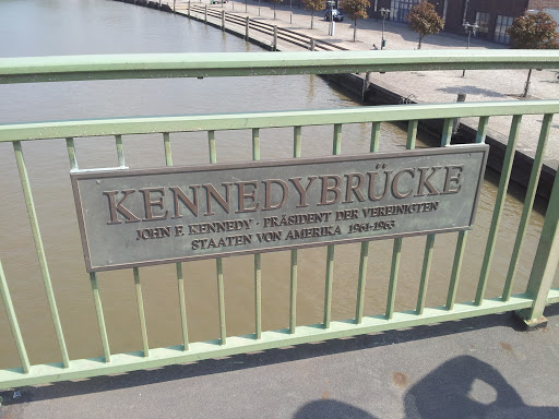 Kennedybrücke