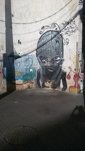 Grafite Menino De Balaclava 