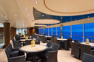 La Playa Pool Bar is a conventient place for swimmers and sun worshipers on MSC Preziosa to grab a bite or beverage.