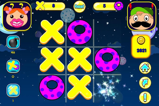 Cosmos Tic Tac Toe