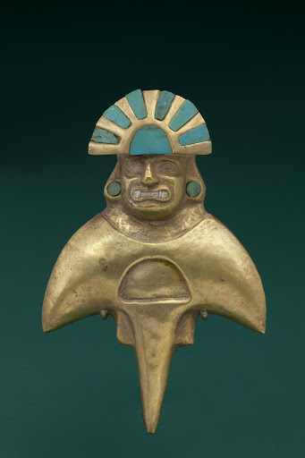 Pendant Depicting a Deity with the Body of a Stingray and the Head of a Human with Fangs