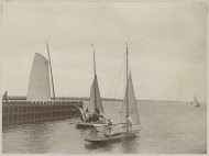 Zeilschepen op het water bij een dukdalf
