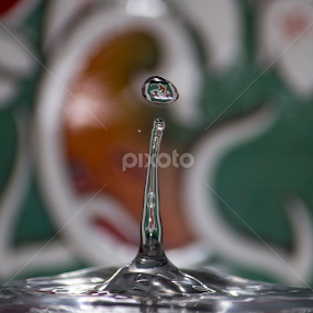 by Dipak Marfatia - Abstract Water Drops & Splashes