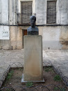 Busto de José Antonio Ochaita