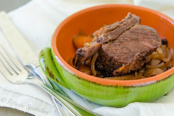 Slow Cooker Short Ribs