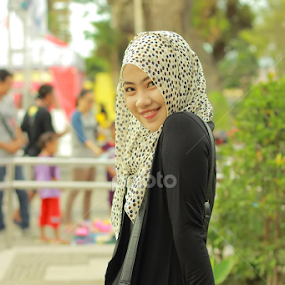 Hijab by Mikel Polontalo - People Fashion