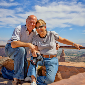 Best Friends by Sandy Friedkin - People Couples