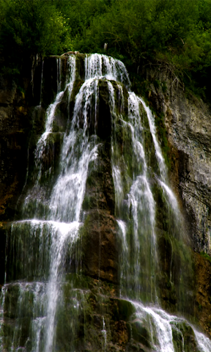 Waterfall Live Wallpaper