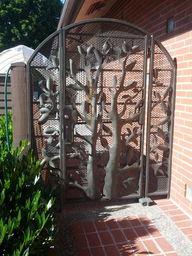 Metal Tree Gate