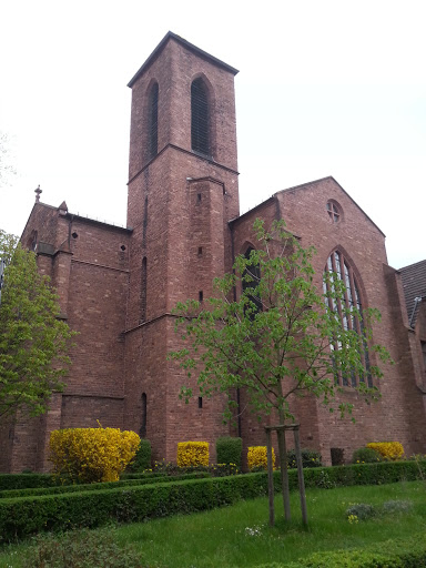 Glockenturm der Liebfrauenkirche