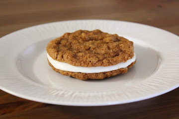 Oatmeal Cream Pie Recipe