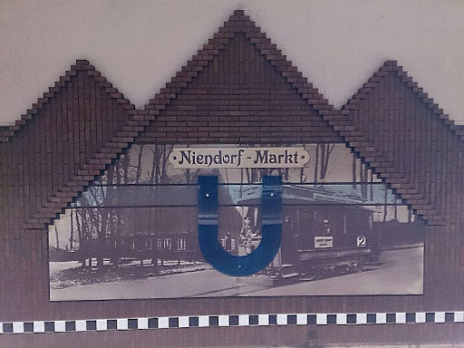 U-Bahn Niendorf Markt