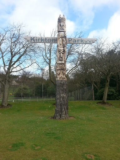 Kirkton Park Totem Pole