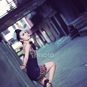 Indriani by Jnr Lavigne - People Portraits of Women