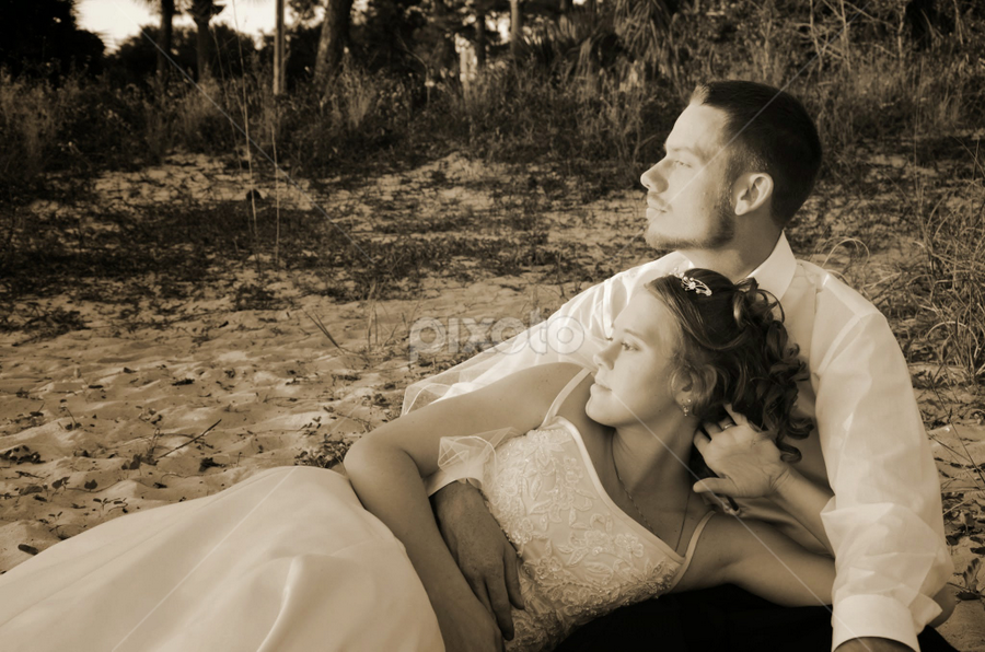 by Renee Yohe - Wedding Bride & Groom
