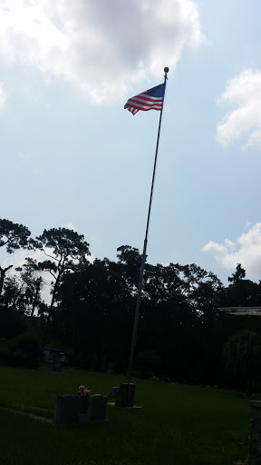 Belleview Cemetery Flagpole