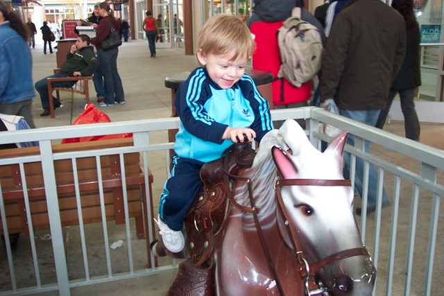 [Spring 2007 Shopping Trip (5)[3].jpg]