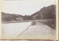 Gezicht op het Britse consulaat aan de kust bij Shantou