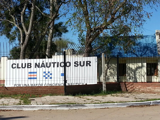 Club Nautico Sur
