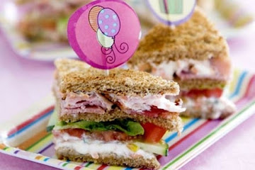 Kids' club sandwiches