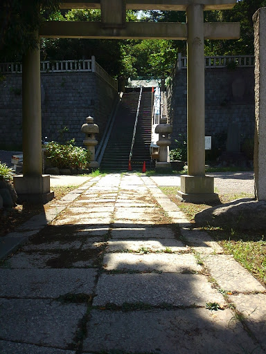 諏訪大神社（鳥居）