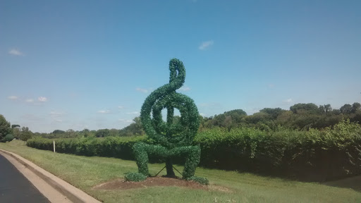 Wyndham Grass Statue
