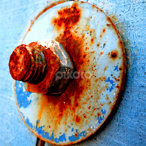 by Adnan Mirani - Artistic Objects Industrial Objects