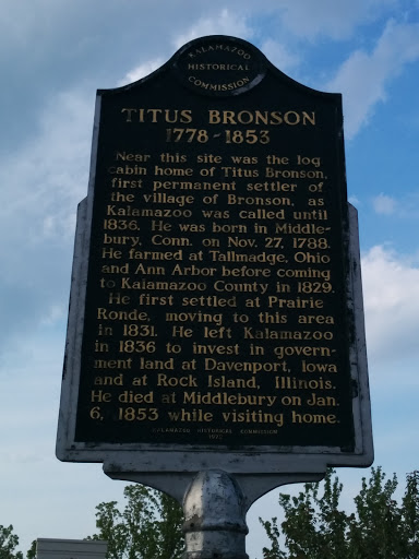 Titus Bronson