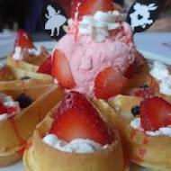 Alice Is Coming 來自愛麗絲