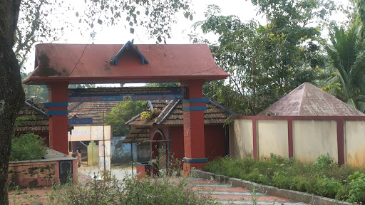 Thirumandaamkunnu Bagavathi Temple Entrance