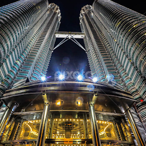 STANDING TALL by Michael Rey - Buildings & Architecture Office Buildings & Hotels