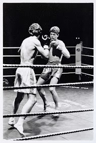 Kick boxing in de B-klasse in gebouw de Hoeksteen Amsterdam