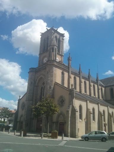 Montaigu, Église