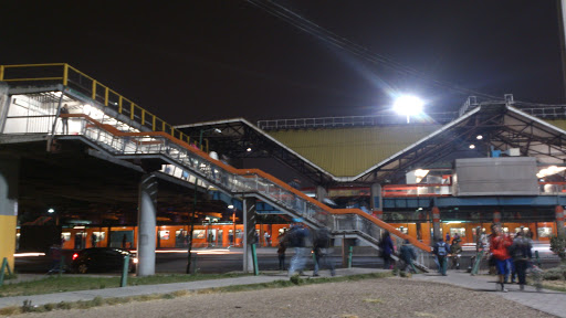 Metro Deportivo Oceania