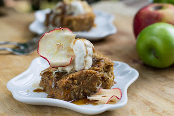 Butterscotch Apple Bars with Caramel Sauce