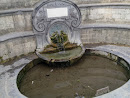 Fontaine Des Cinq Plaies 