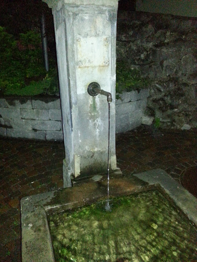 Brunnen am Bach