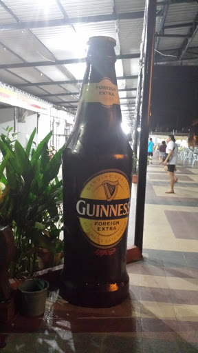 Giant Guinness 