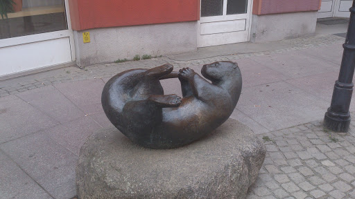 Otter Skulptur