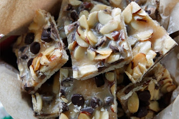 Chocolate Chip Candy Cookie Bars