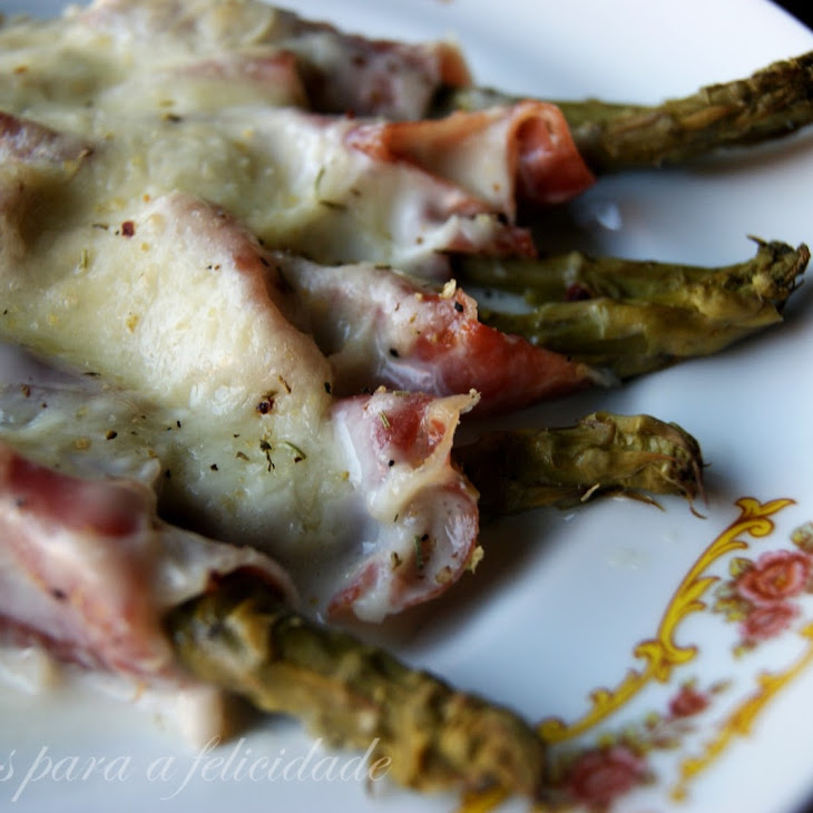 Baked Ham Wrapped Asparagus in Bechamel Sauce Low Fat Low Calorie